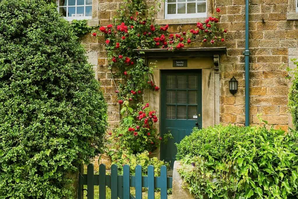 A traditional house in the England countryside